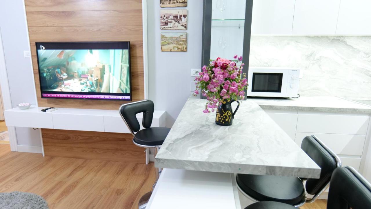 City Center Apartment Niko 04 تيرانا المظهر الخارجي الصورة