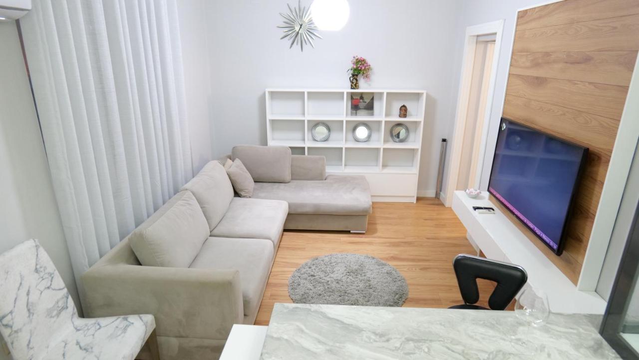 City Center Apartment Niko 04 تيرانا المظهر الخارجي الصورة