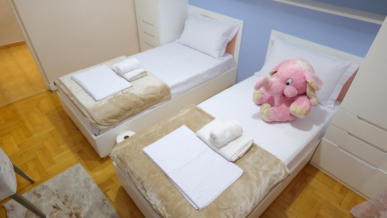 City Center Apartment Niko 04 تيرانا المظهر الخارجي الصورة